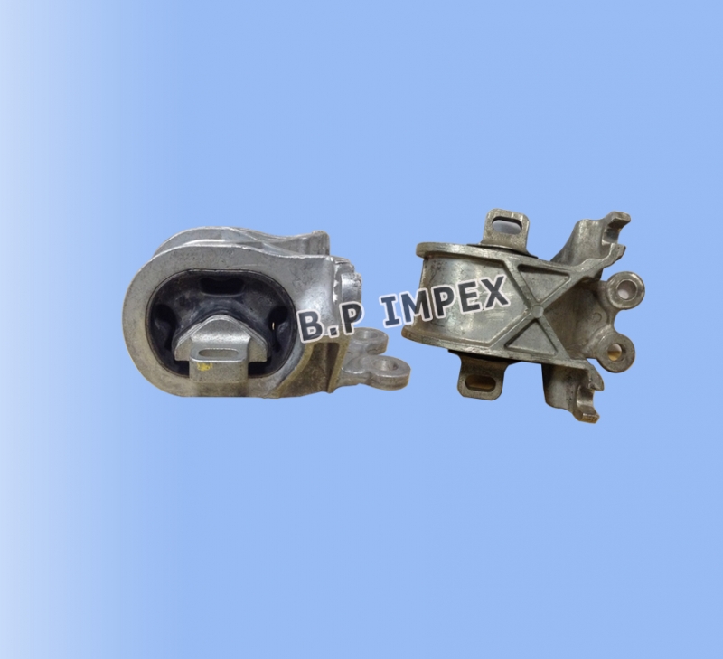 Insulator Engine Mounting LH,0203BAW00041N